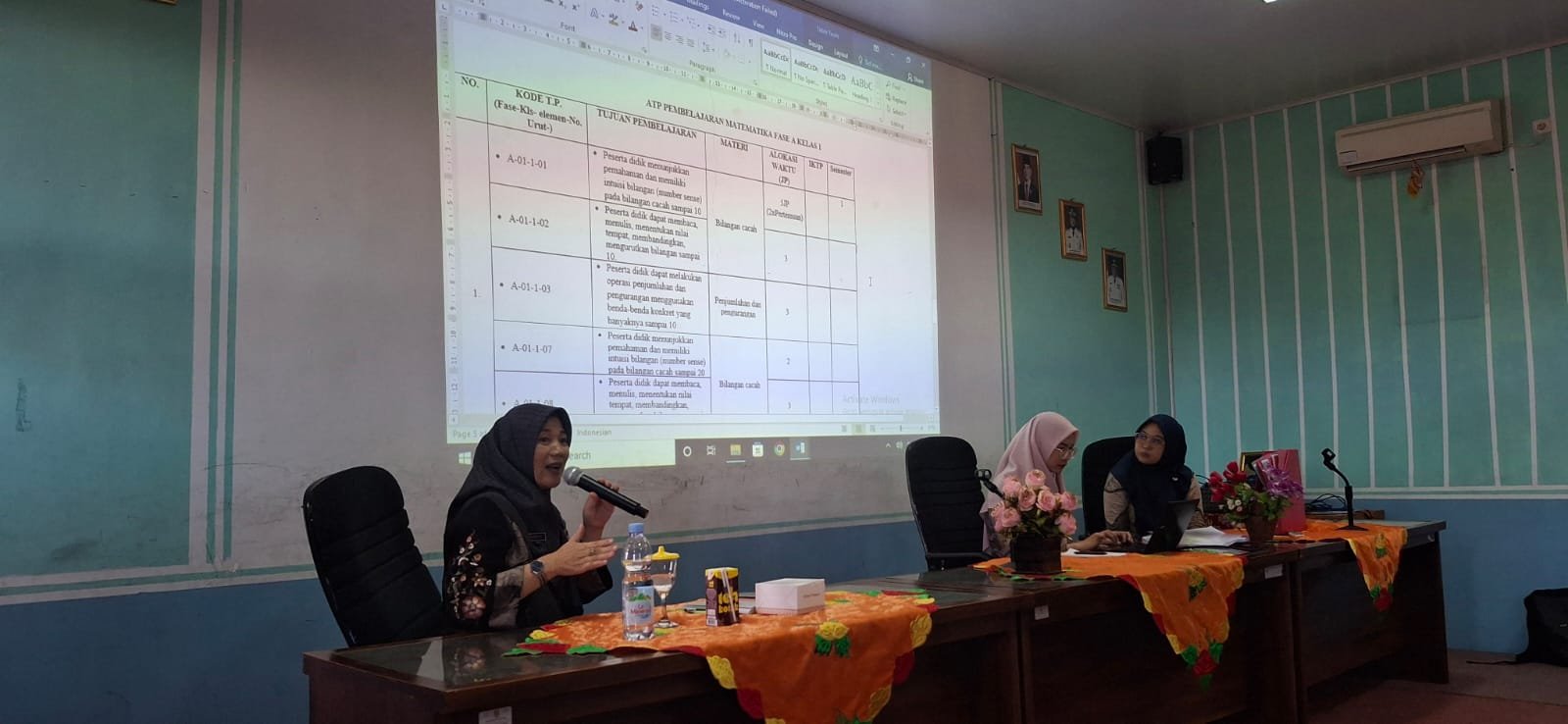 Seluruh Guru SD Al Kautsar Mengikuti Kegiatan In House Training (IHT)